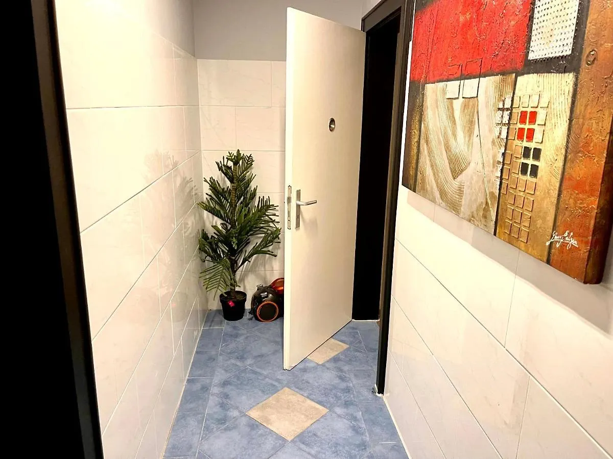 Schiller Apartment Munich 0*,  Germany
